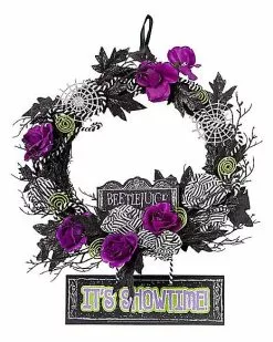 It's Showtime Wreath - Beetlejuice