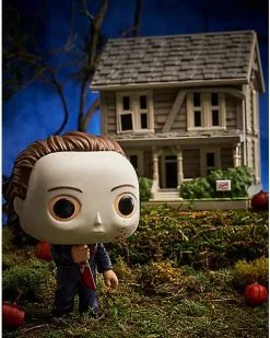 Funko POP! Town: Michael Myers With House - Halloween